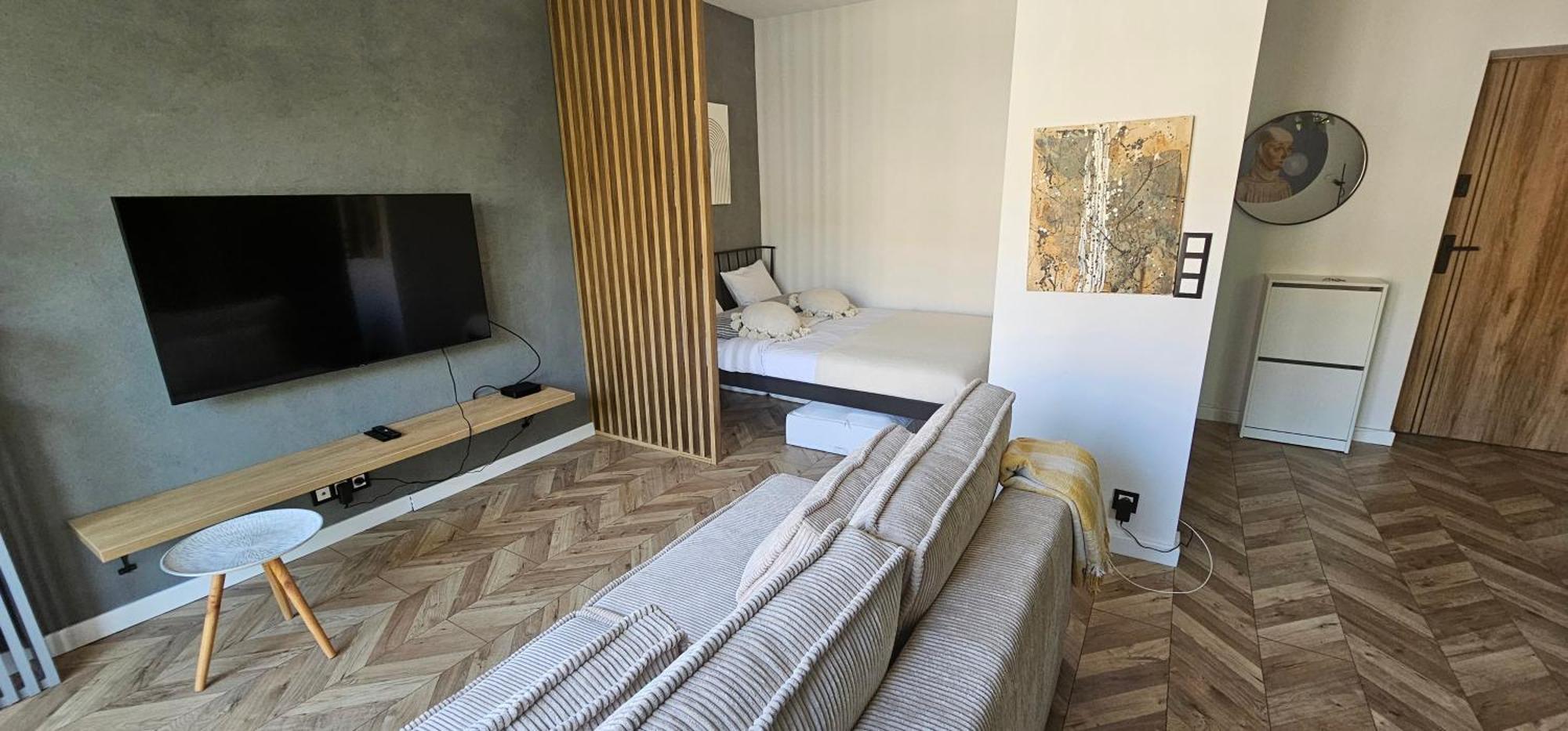 Apartament Factory Ghandiego *